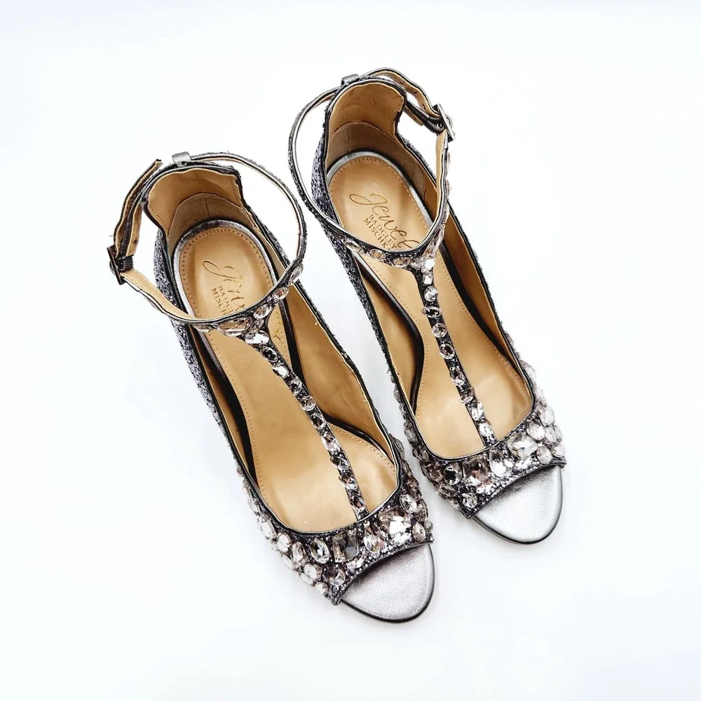 Badgley Mischka Women Silver Crystal Embellished T-Strap Heeled Pumps Size 9_5